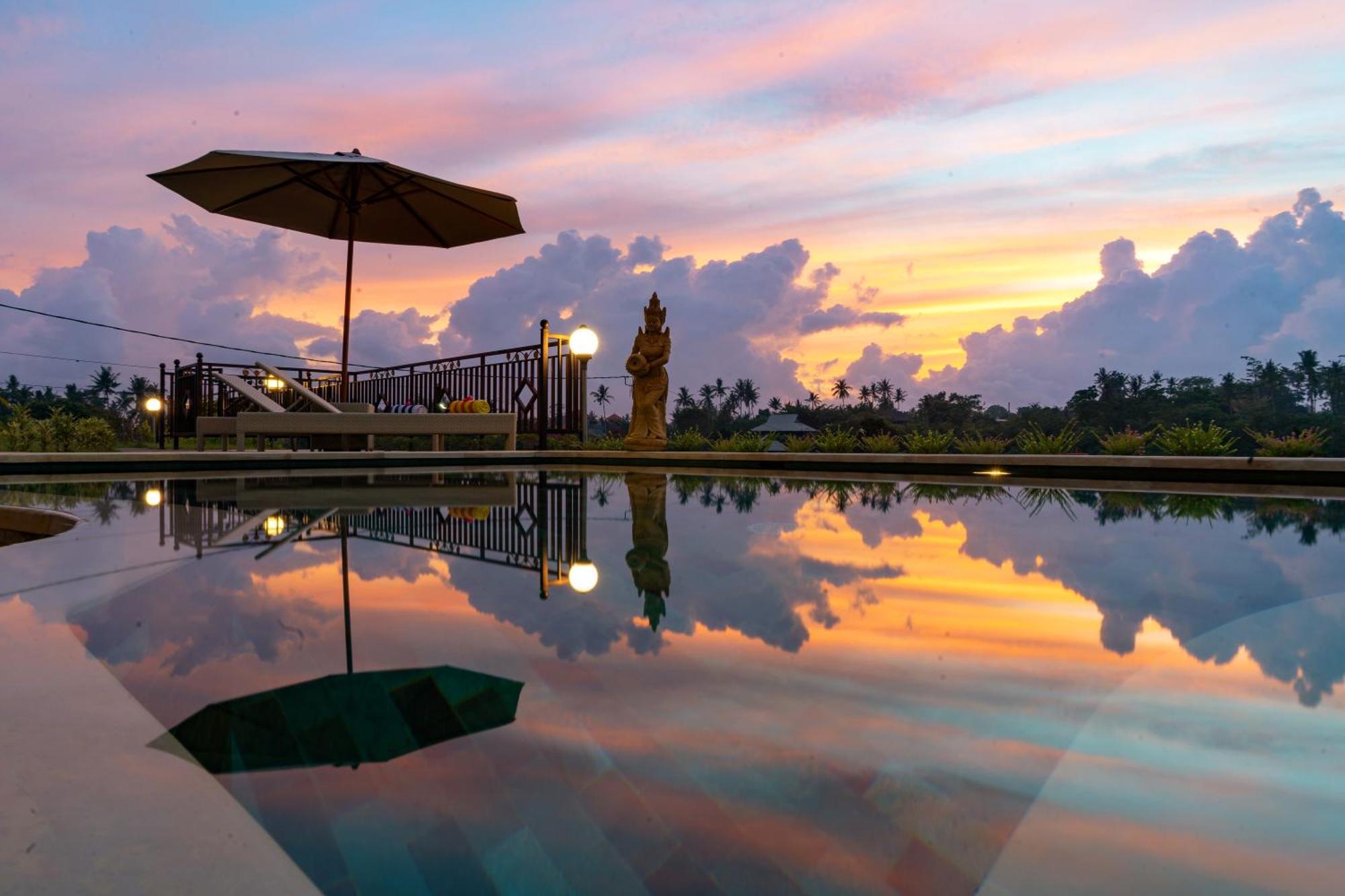 The Pyramid Ubud River Villas Паянган Экстерьер фото